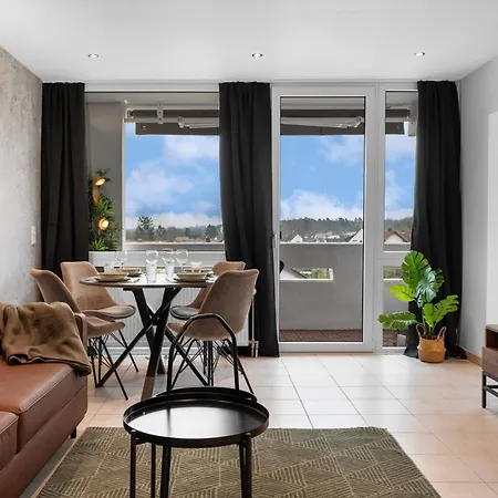 Ferienwohnung Urban Jungle Industrial Parkplatz Balkon Business Dreieich Exterior foto