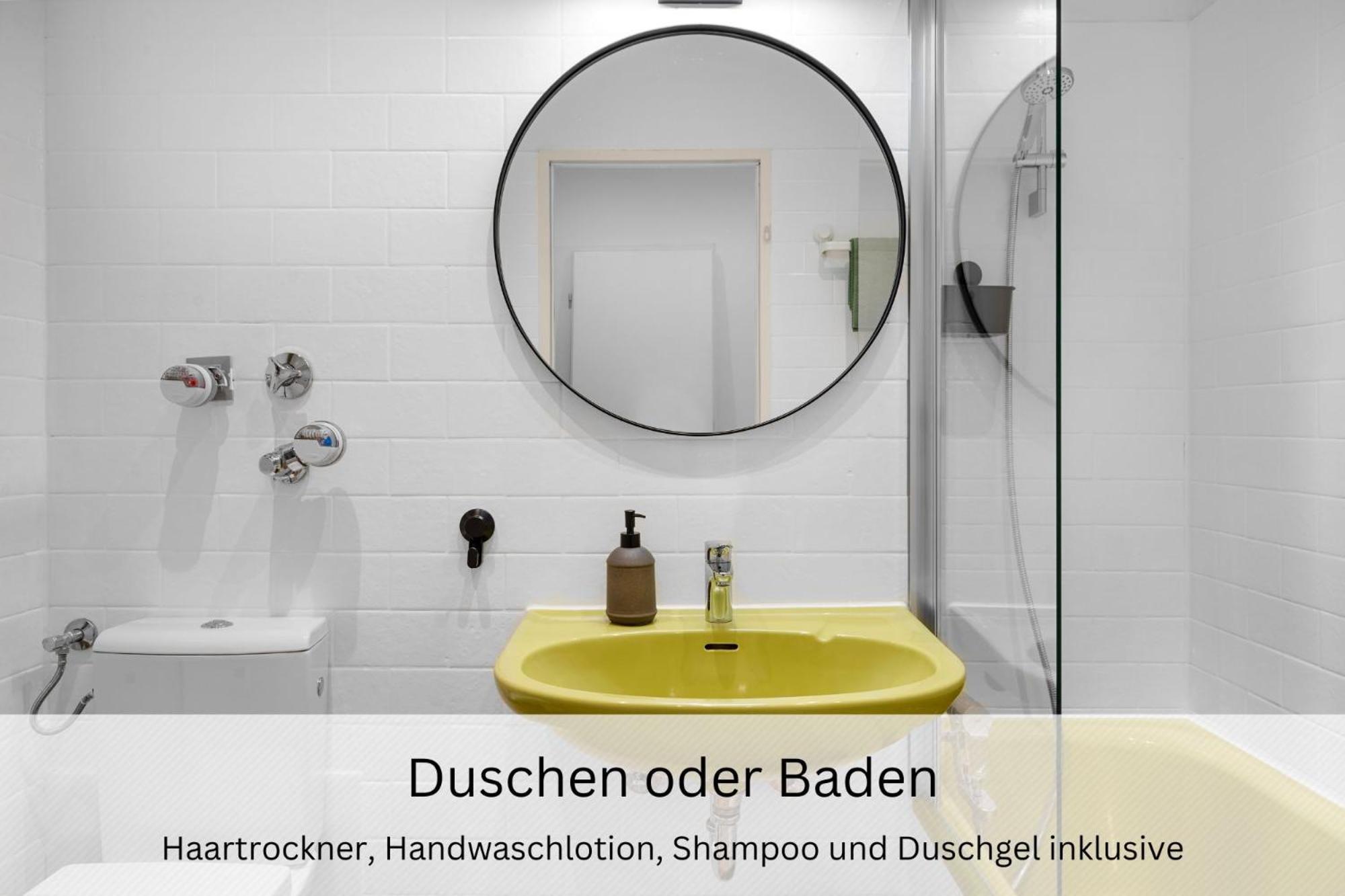 Apartment Urban Jungle Industrial Parkplatz Balkon Business *